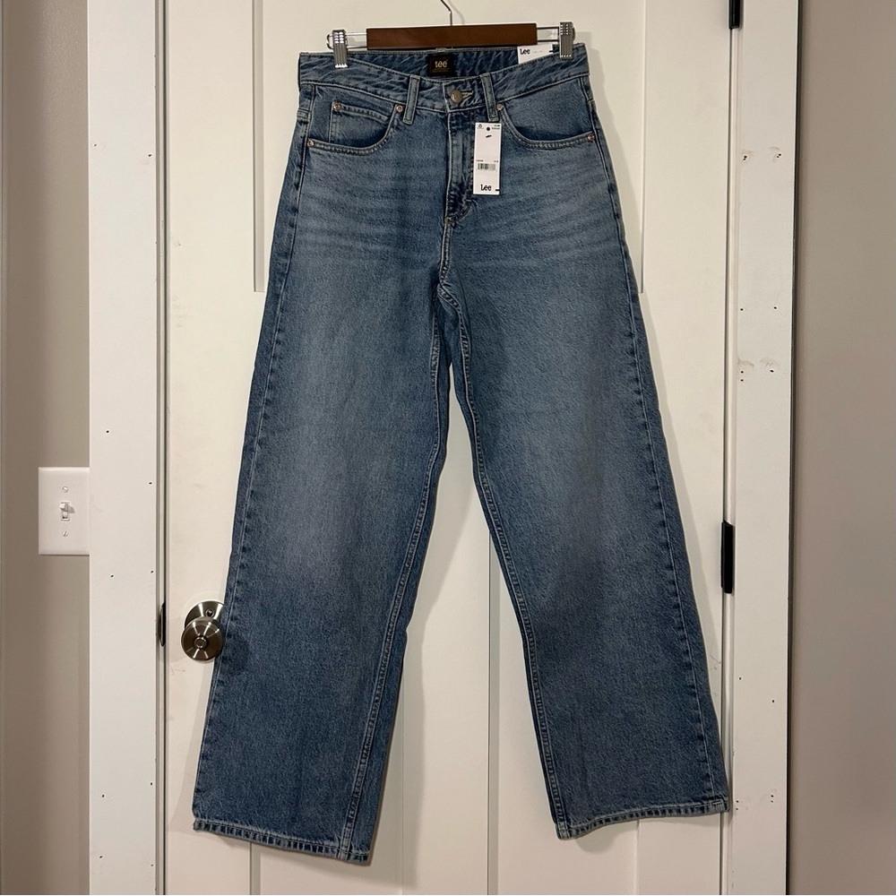 Lee “Rider” loose fit straight leg jeans - medium wash, 27 x 32 - women’s